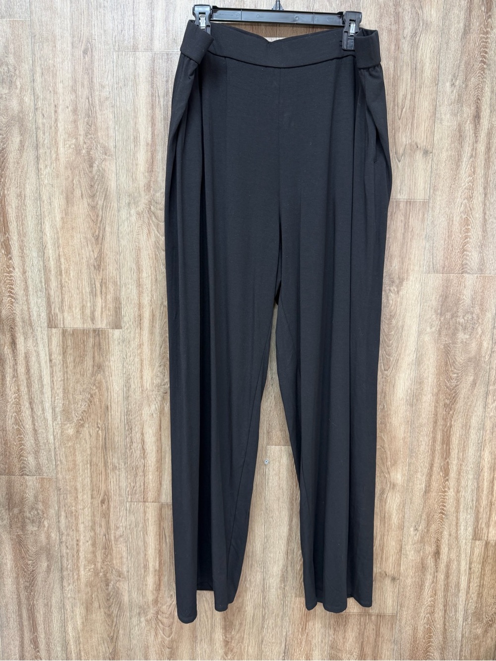 Eileen Fisher Black Pull On Stretch Pants